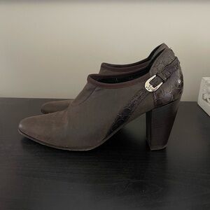Donald J Pliner Brown Heeled Ankle Boots Womens 8.5 Leather Buckle Dress Booties